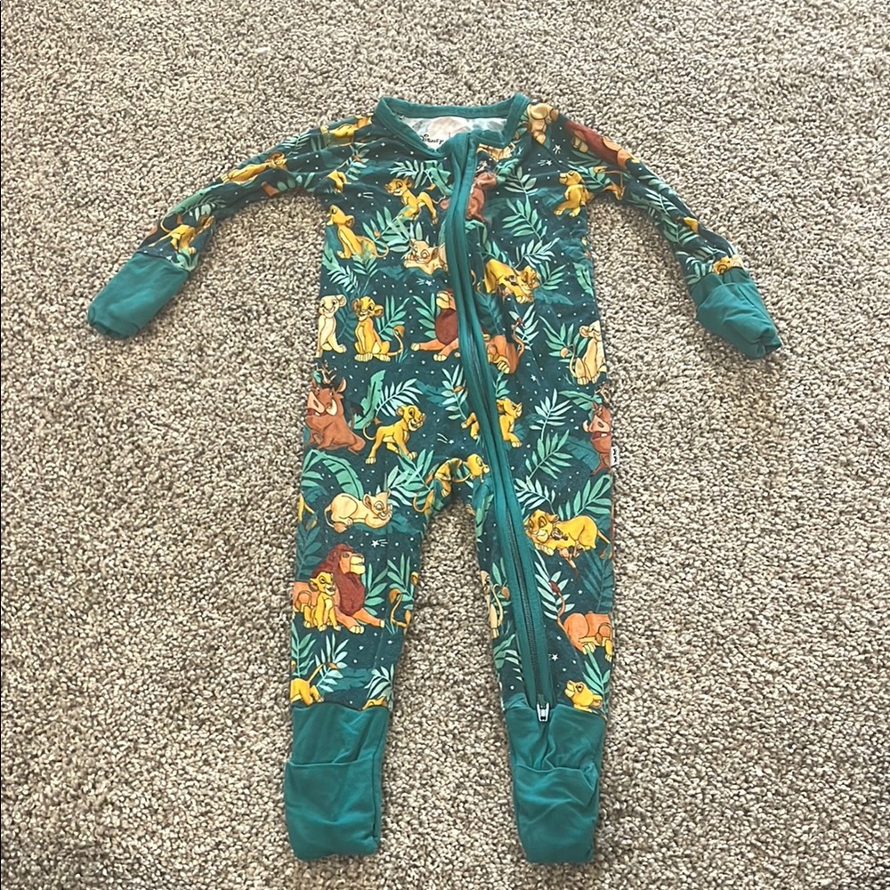 Little sleepies lion king 0-3 months!